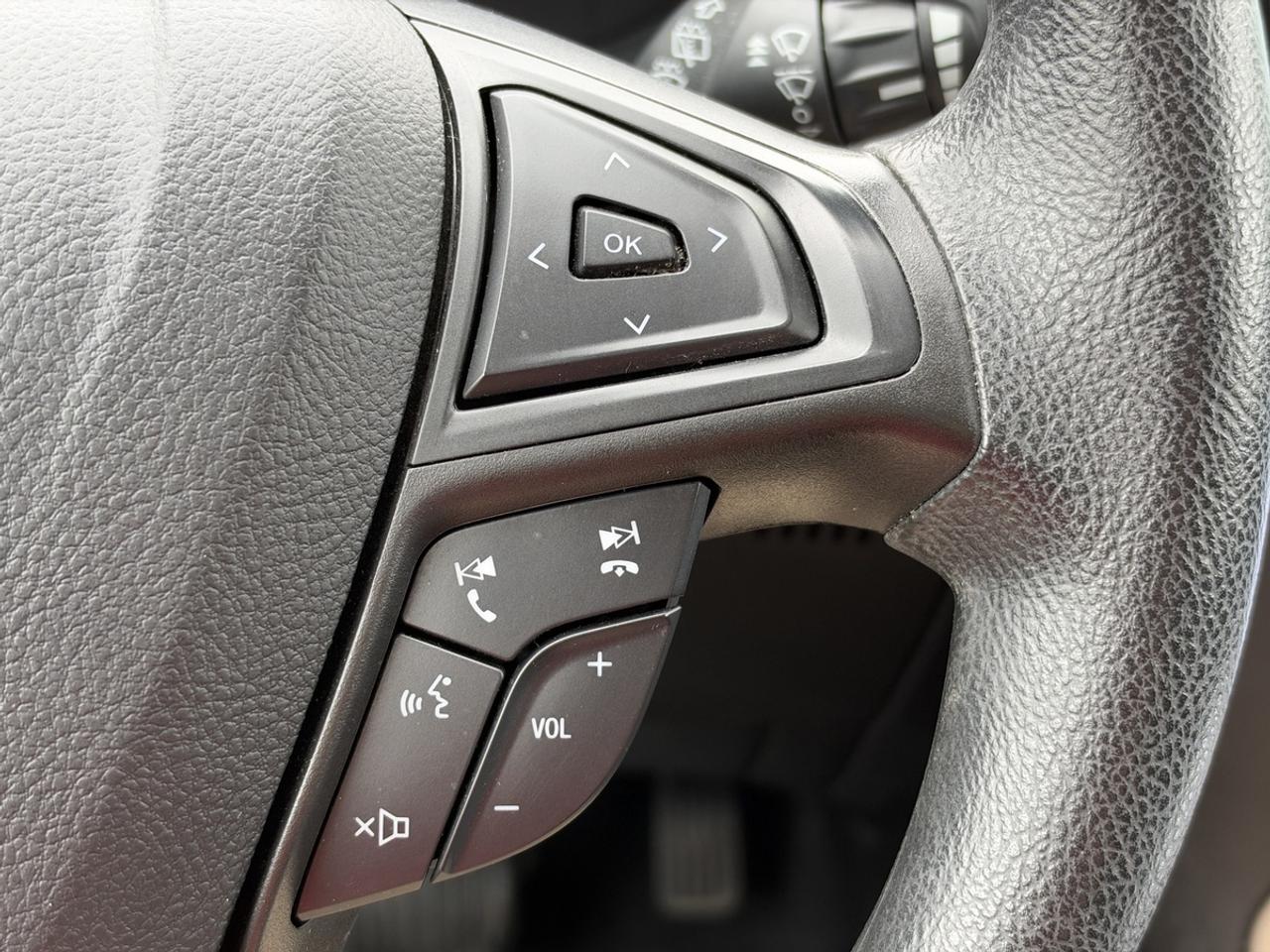 2021 Ford Edge SE/AWD/BSM/CarPlay/Lane Assist Photo