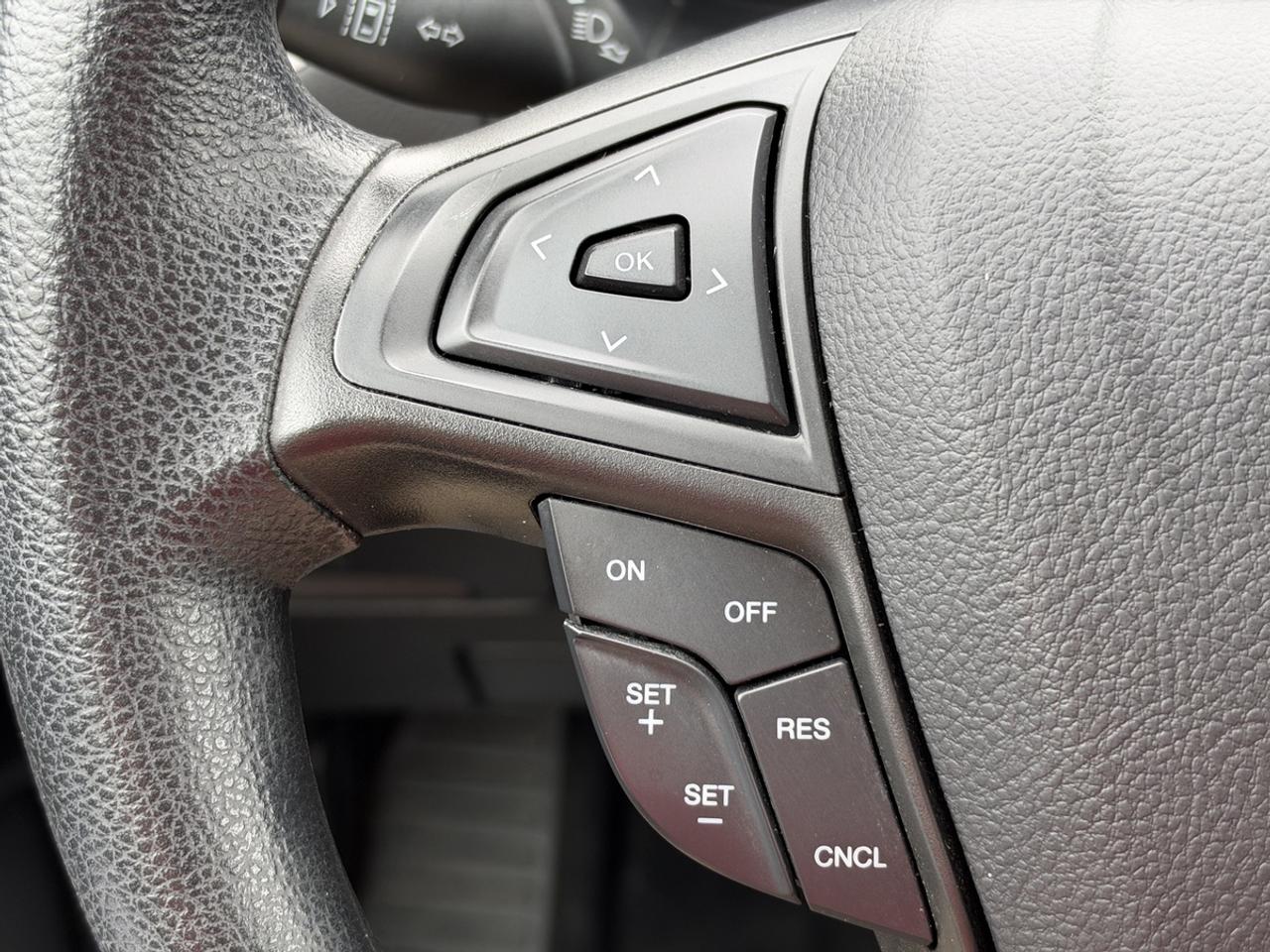 2021 Ford Edge SE/AWD/BSM/CarPlay/Lane Assist Photo