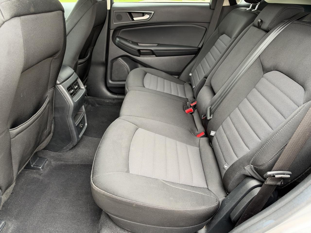 2021 Ford Edge SE/AWD/BSM/CarPlay/Lane Assist Photo