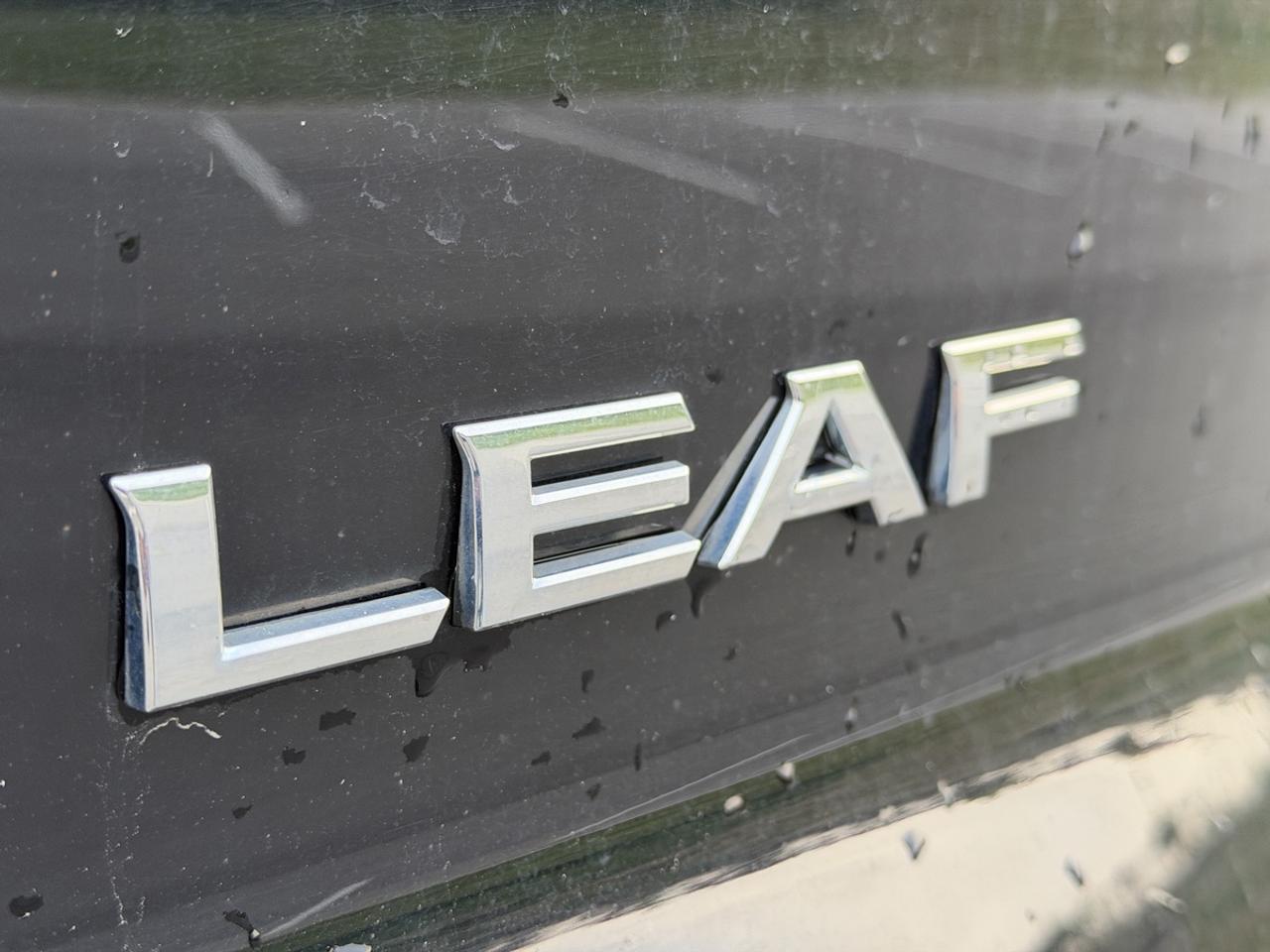 2018 Nissan Leaf S Photo