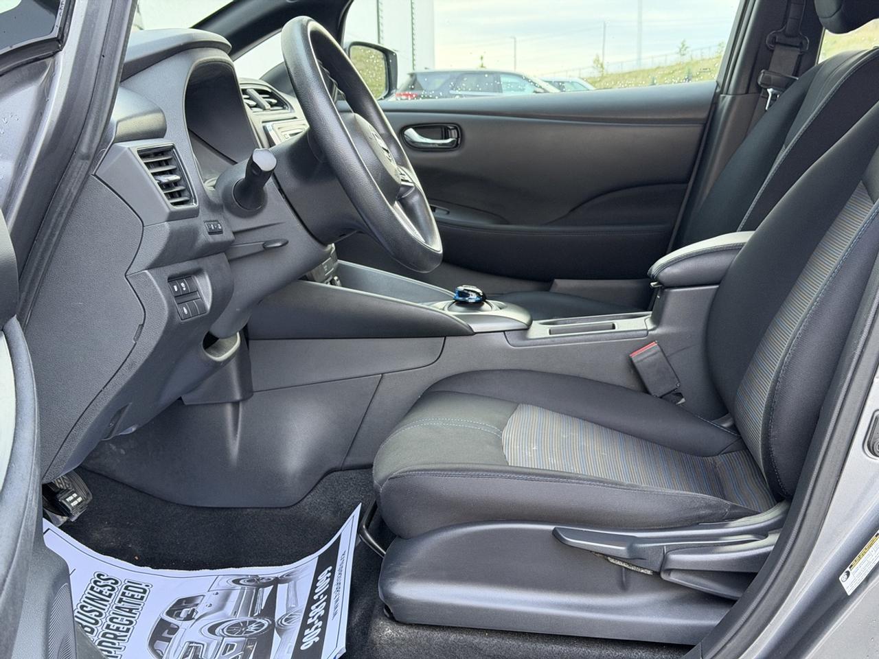 2018 Nissan Leaf S Photo