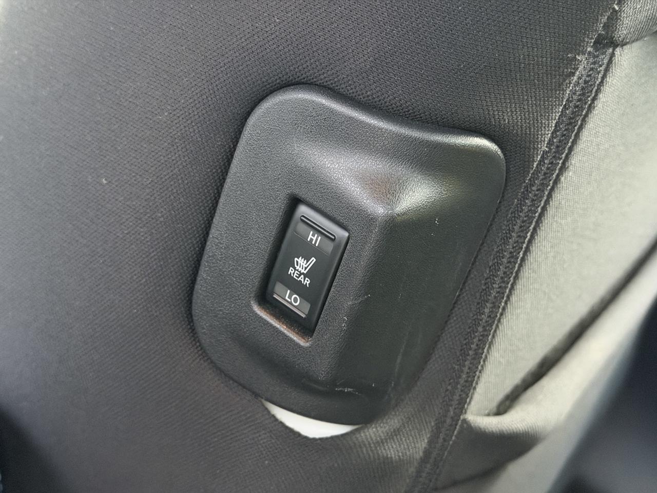 2018 Nissan Leaf S Photo