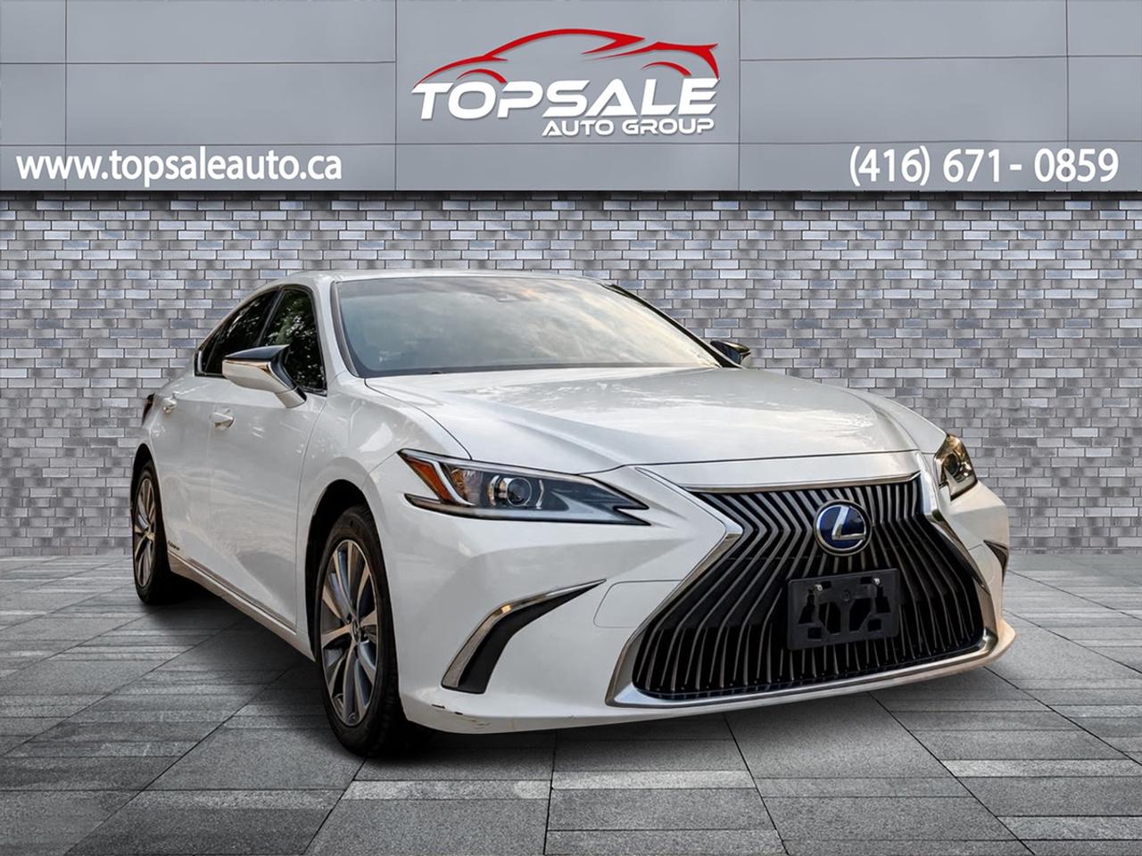 2019 Lexus ES 300h Photo4