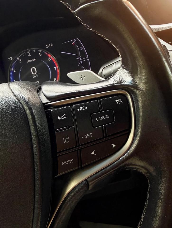 2019 Lexus ES 300h Photo