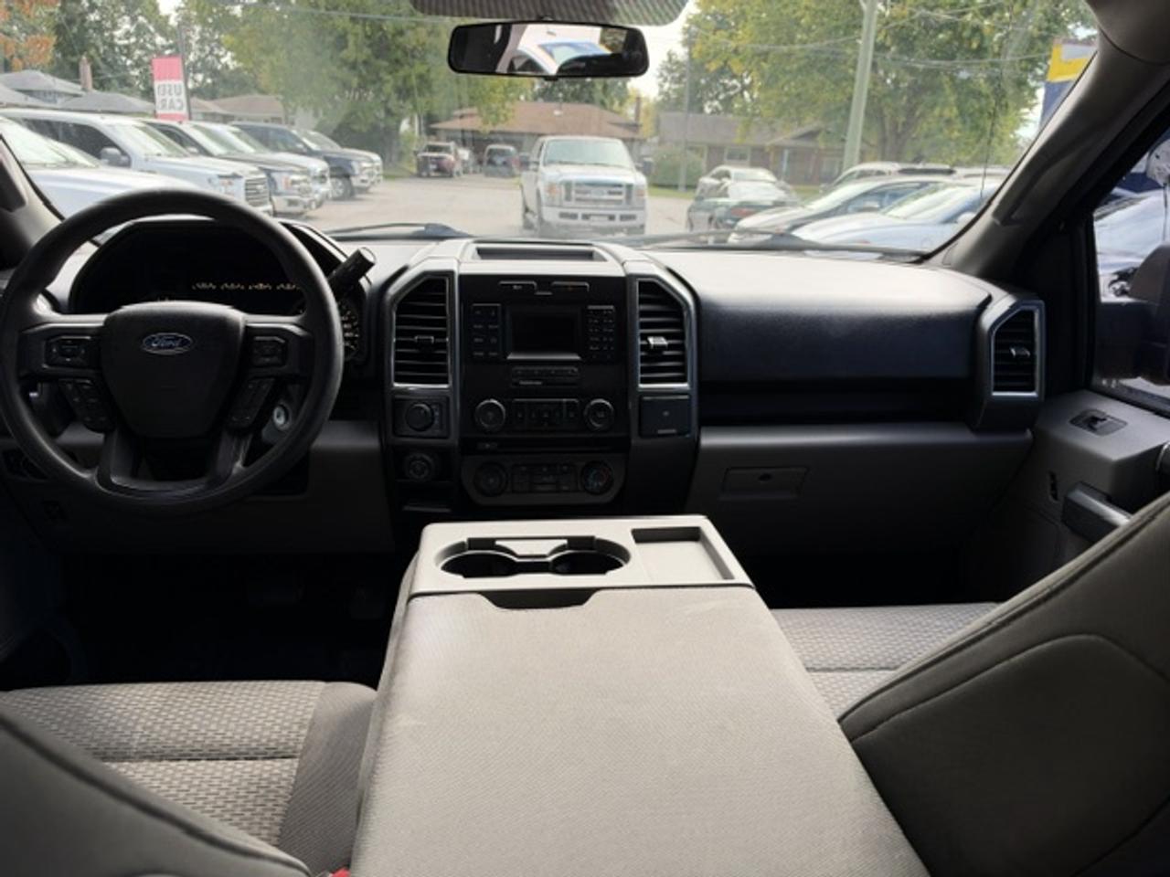 2016 Ford F-150 4WD SUPERCREW 145" XLT CREW CAB CAB Photo