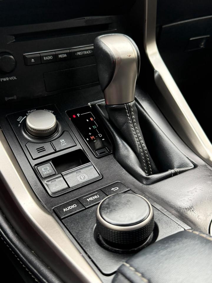 2017 Lexus NX 200t Photo