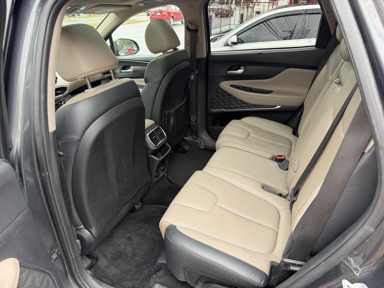 2020 Hyundai Santa Fe ULTIMATE AWD Photo