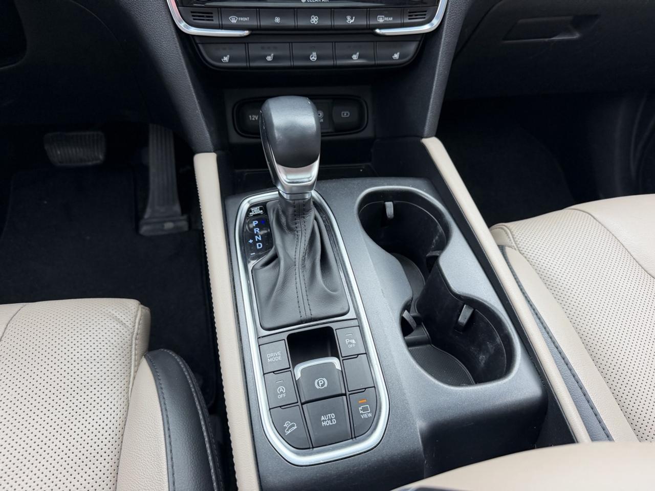 2020 Hyundai Santa Fe ULTIMATE AWD Photo