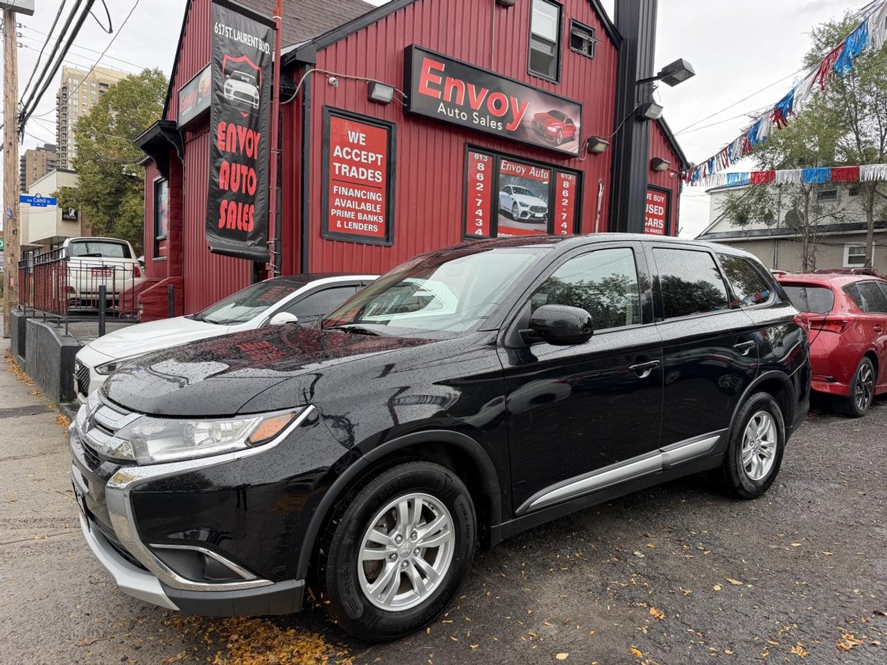 2016 Mitsubishi Outlander ES Photo0