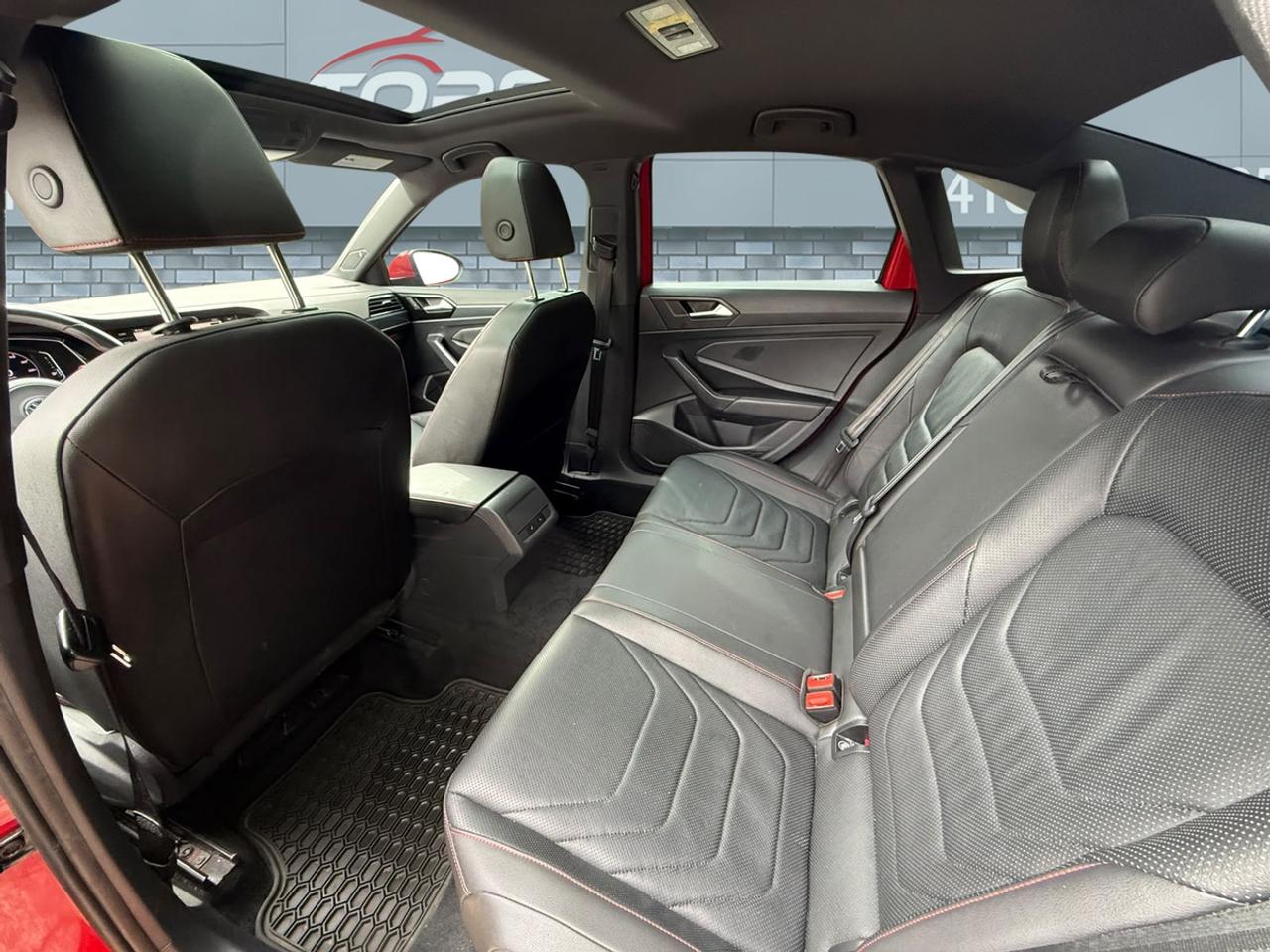 2019 Volkswagen Jetta GLI Photo