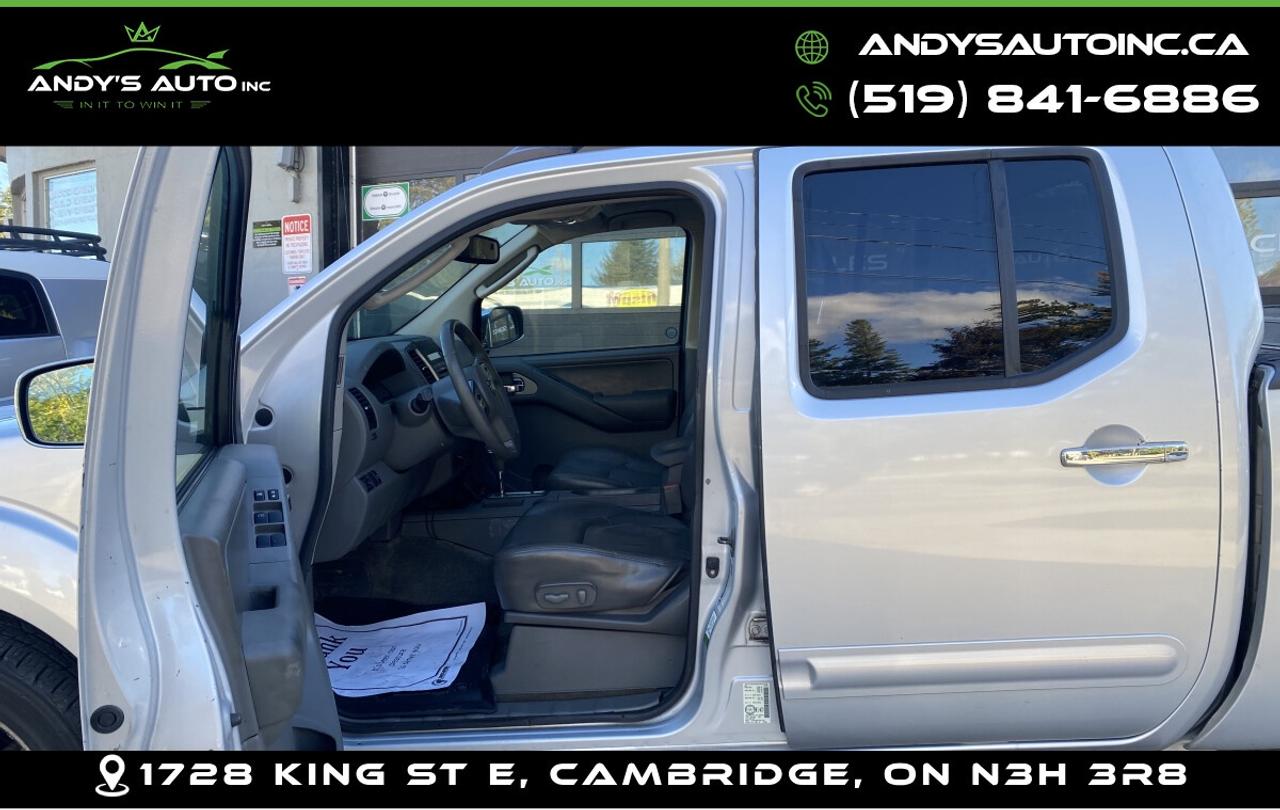 2010 Nissan Frontier ! LOW KM ! SUNROOF ! HEATED POWER SEATS ! LE ! LOW KM ! SUNROOF ! HEATED POWER SEATS ! LEATH Photo