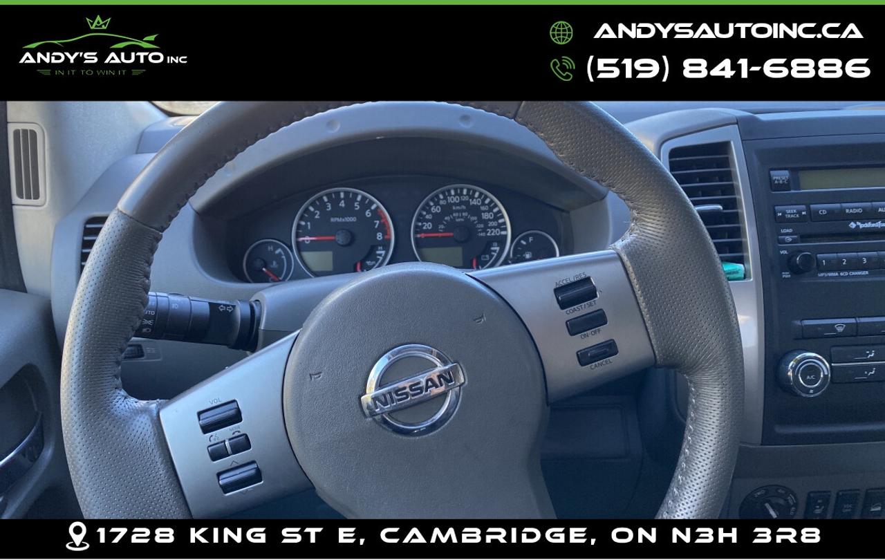 2010 Nissan Frontier ! LOW KM ! SUNROOF ! HEATED POWER SEATS ! LE ! LOW KM ! SUNROOF ! HEATED POWER SEATS ! LEATH Photo