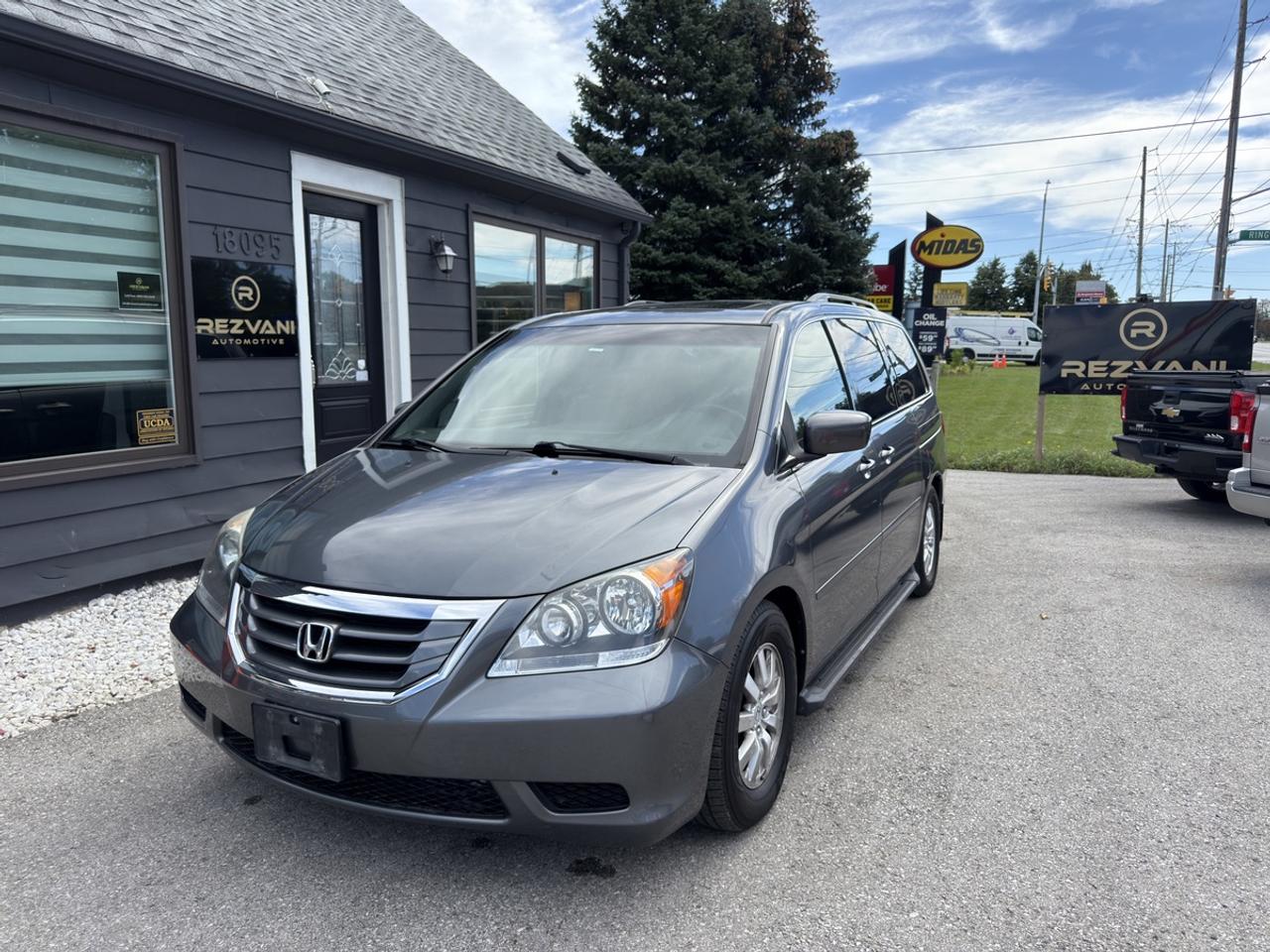 2010 Honda Odyssey EX L Photo0