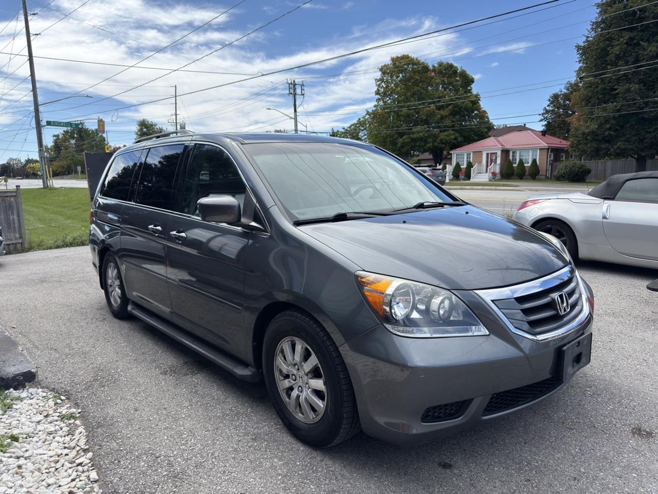 2010 Honda Odyssey EX L Photo