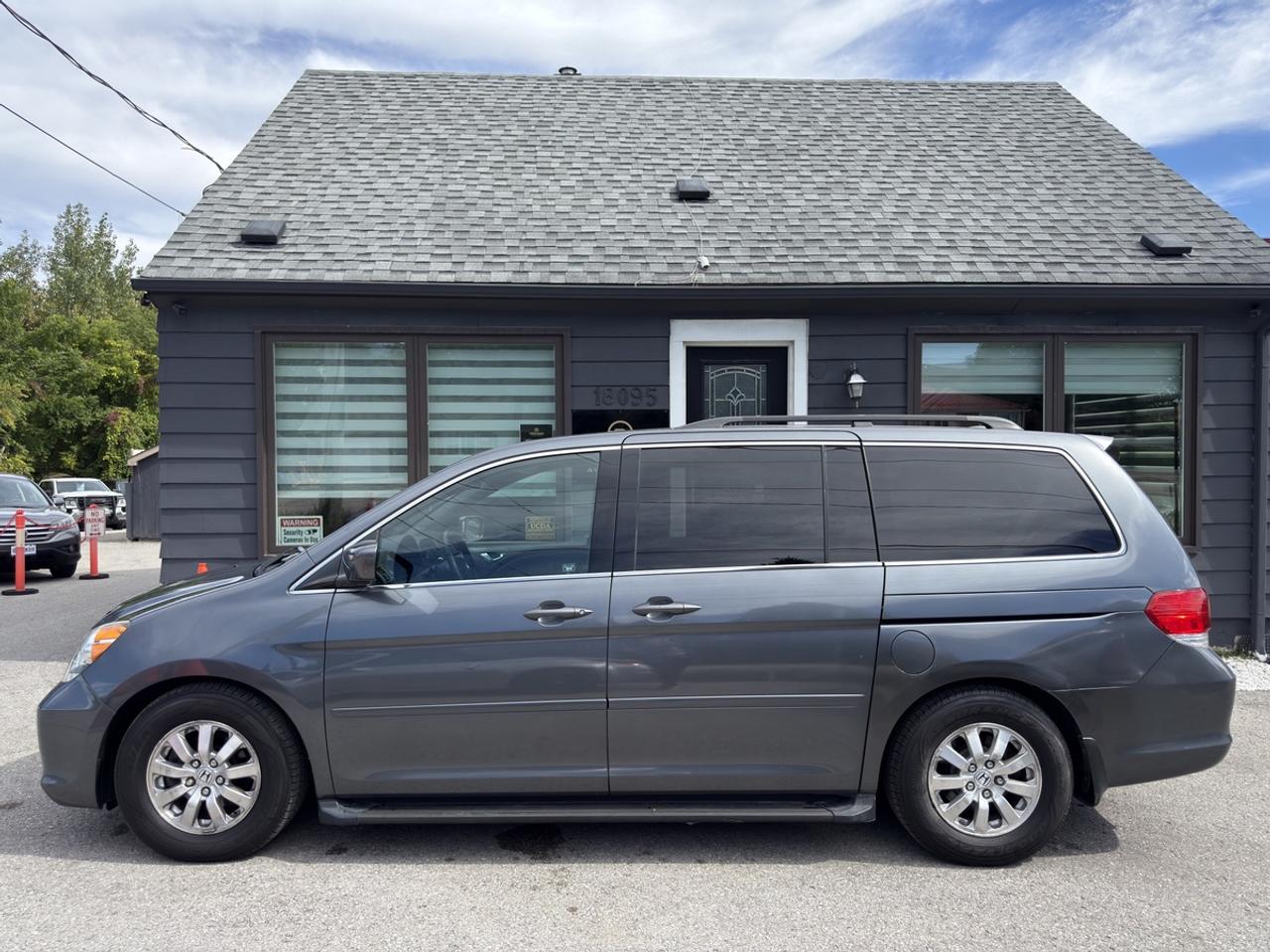 2010 Honda Odyssey EX L Photo