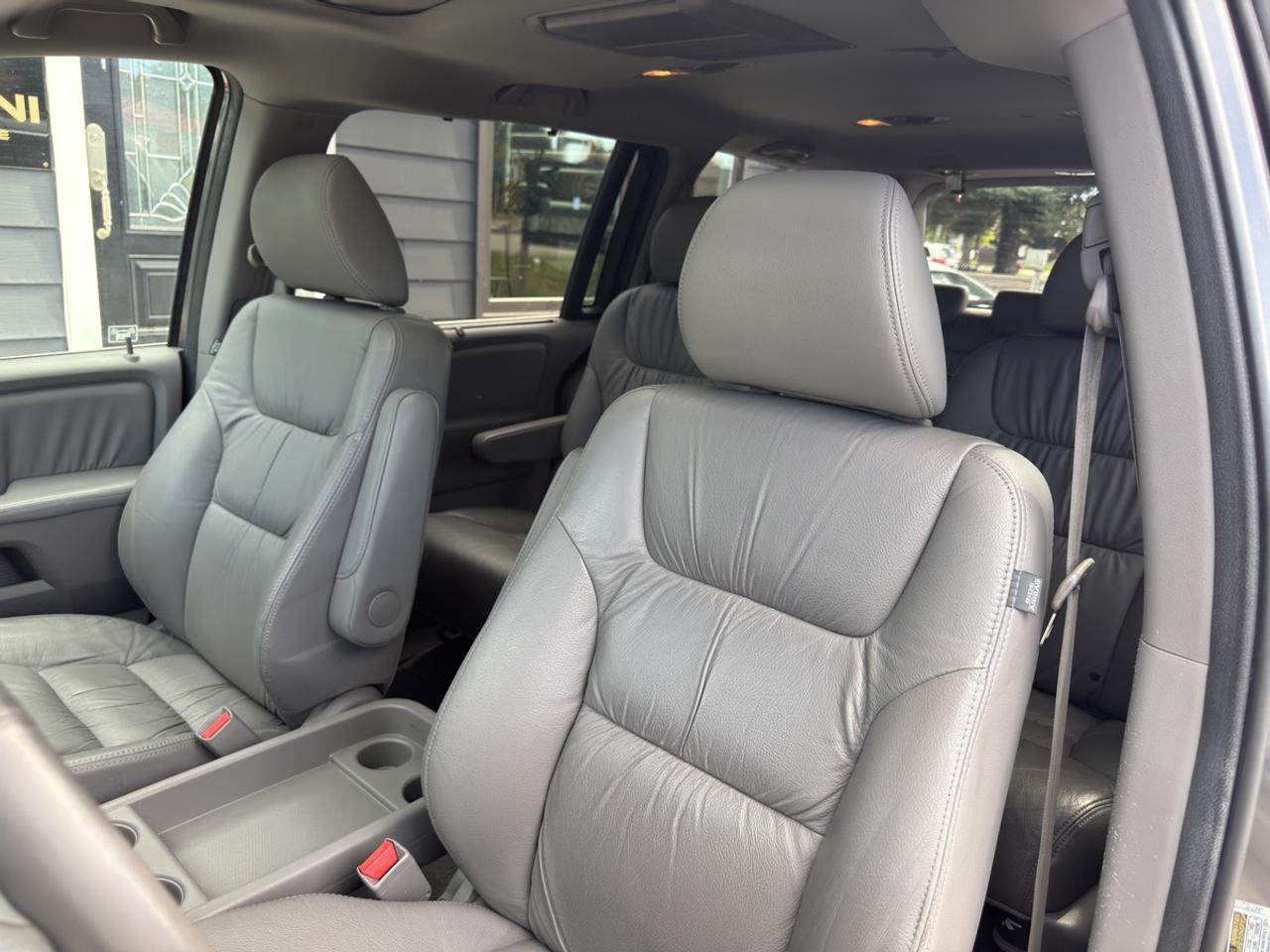 2010 Honda Odyssey EX L Photo