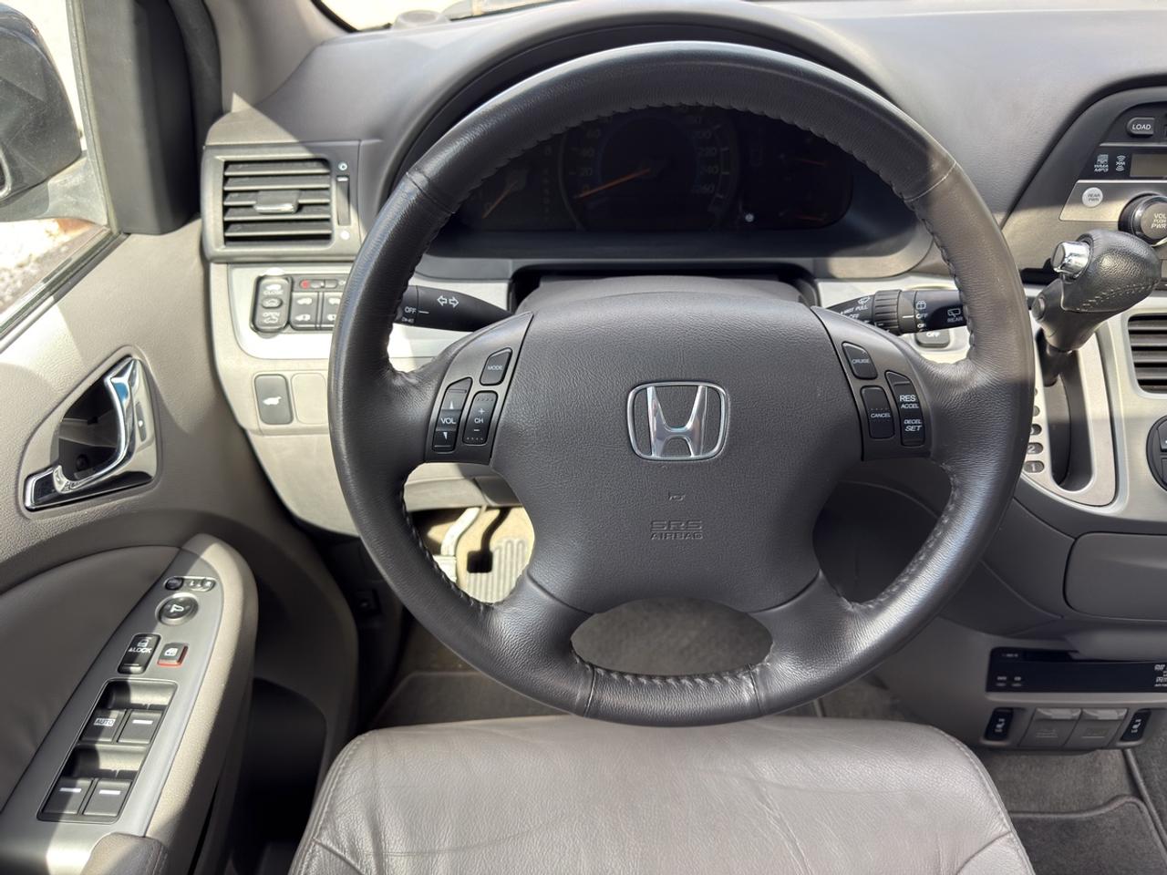 2010 Honda Odyssey EX L Photo