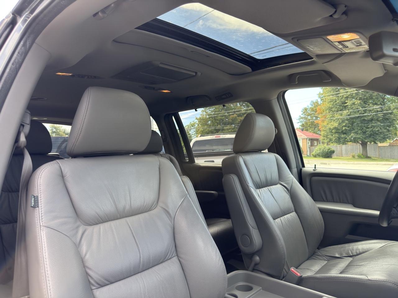 2010 Honda Odyssey EX L Photo