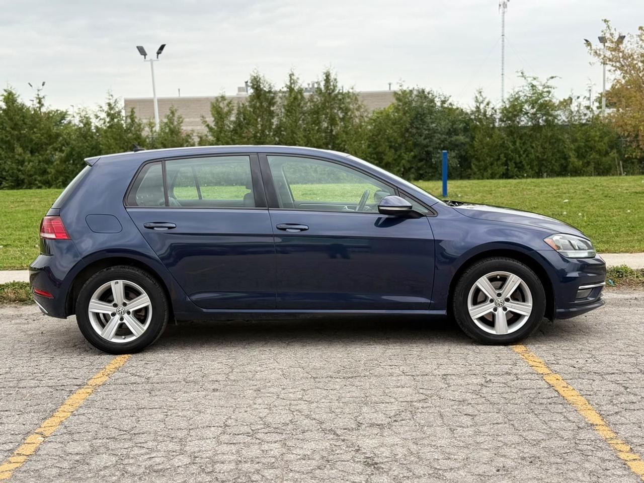 2019 Volkswagen Golf Highline Photo