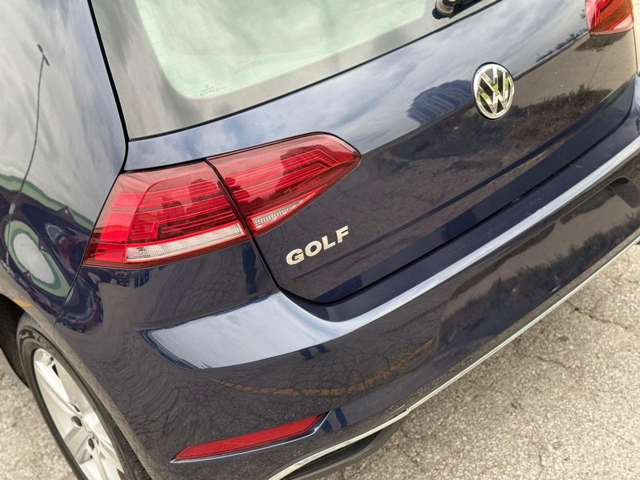 2019 Volkswagen Golf Highline Photo