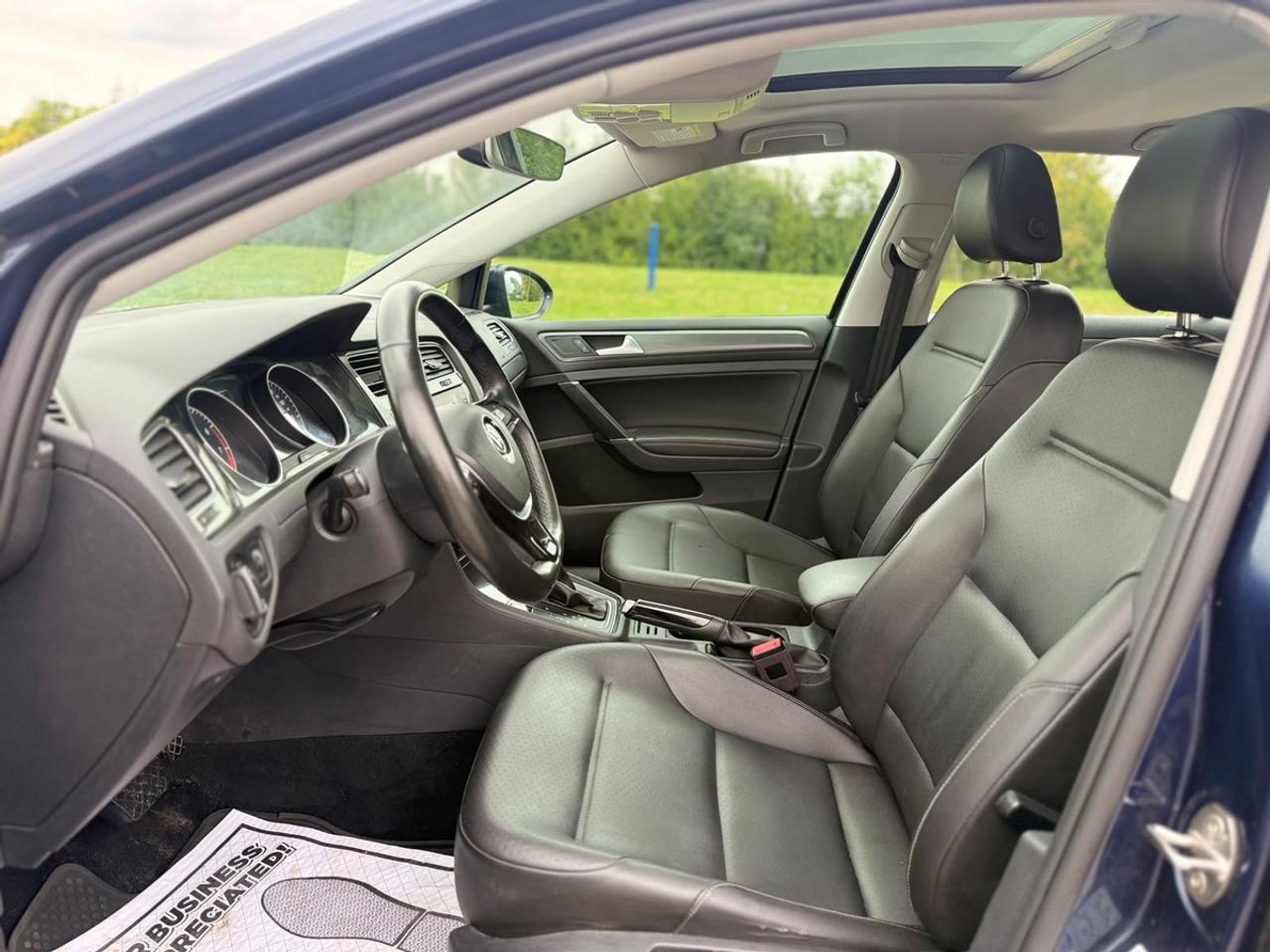 2019 Volkswagen Golf Highline Photo