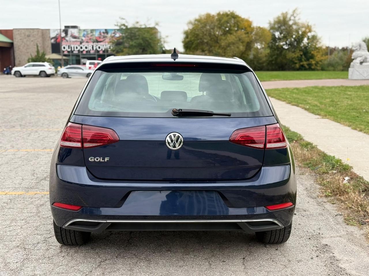2019 Volkswagen Golf Highline Photo