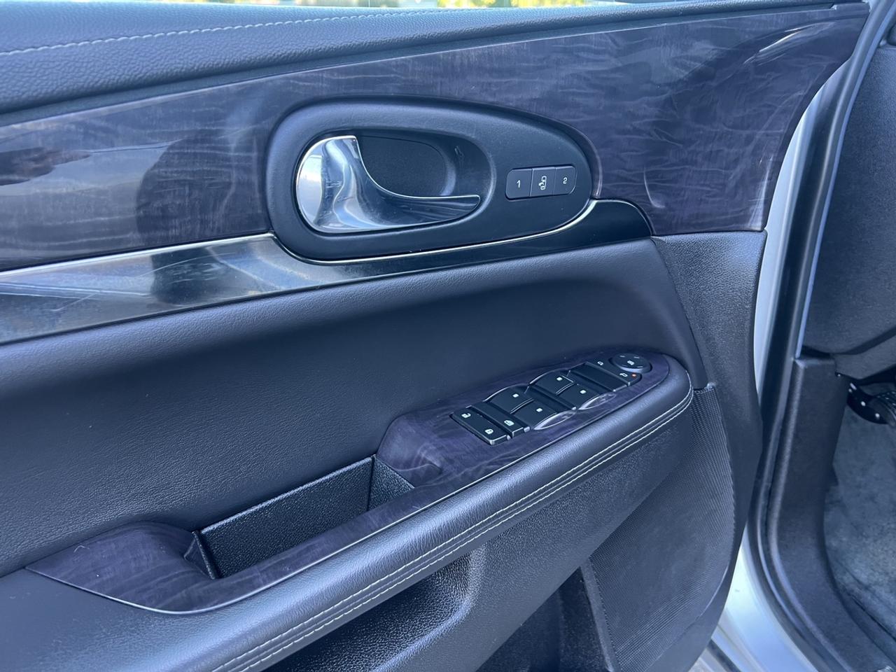 2015 Buick Enclave Leather Photo
