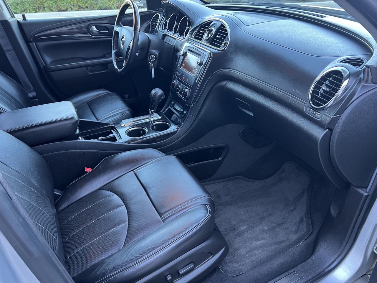 2015 Buick Enclave Leather Photo