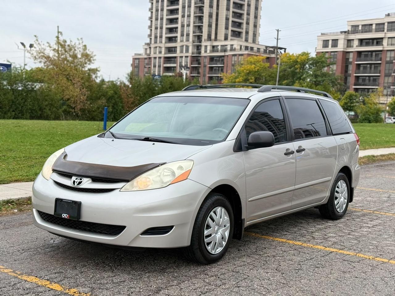 2006 Toyota Sienna CE Photo