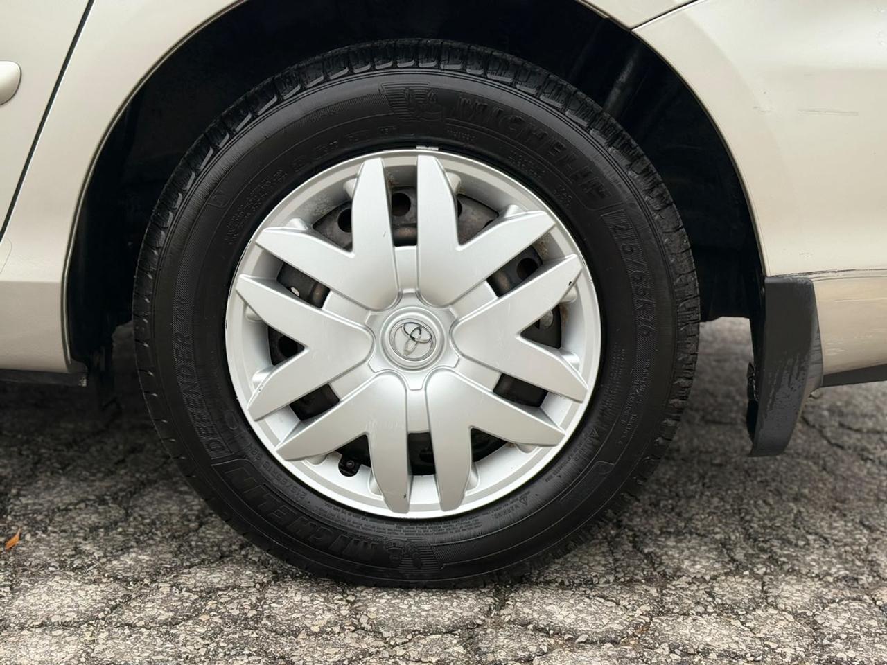 2006 Toyota Sienna CE Photo