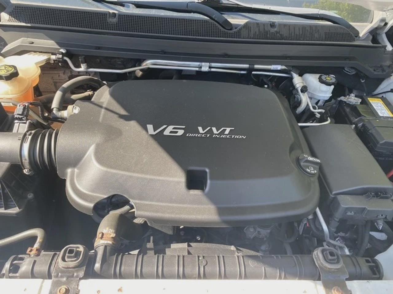 2020 Chevrolet Colorado 2WD WORK TRUCK EXT CAB Photo