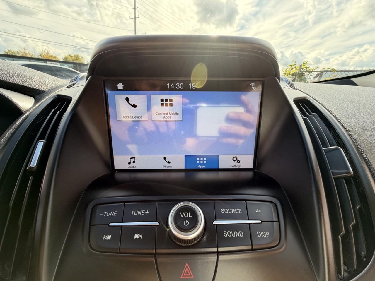 2017 Ford Escape SE Photo
