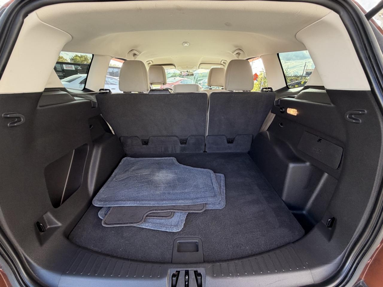 2017 Ford Escape SE Photo