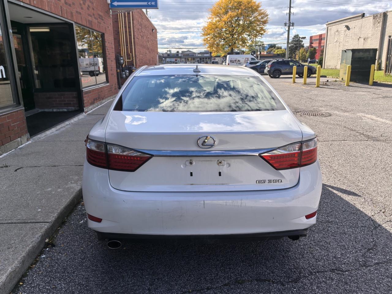 2013 Lexus ES 350 Photo