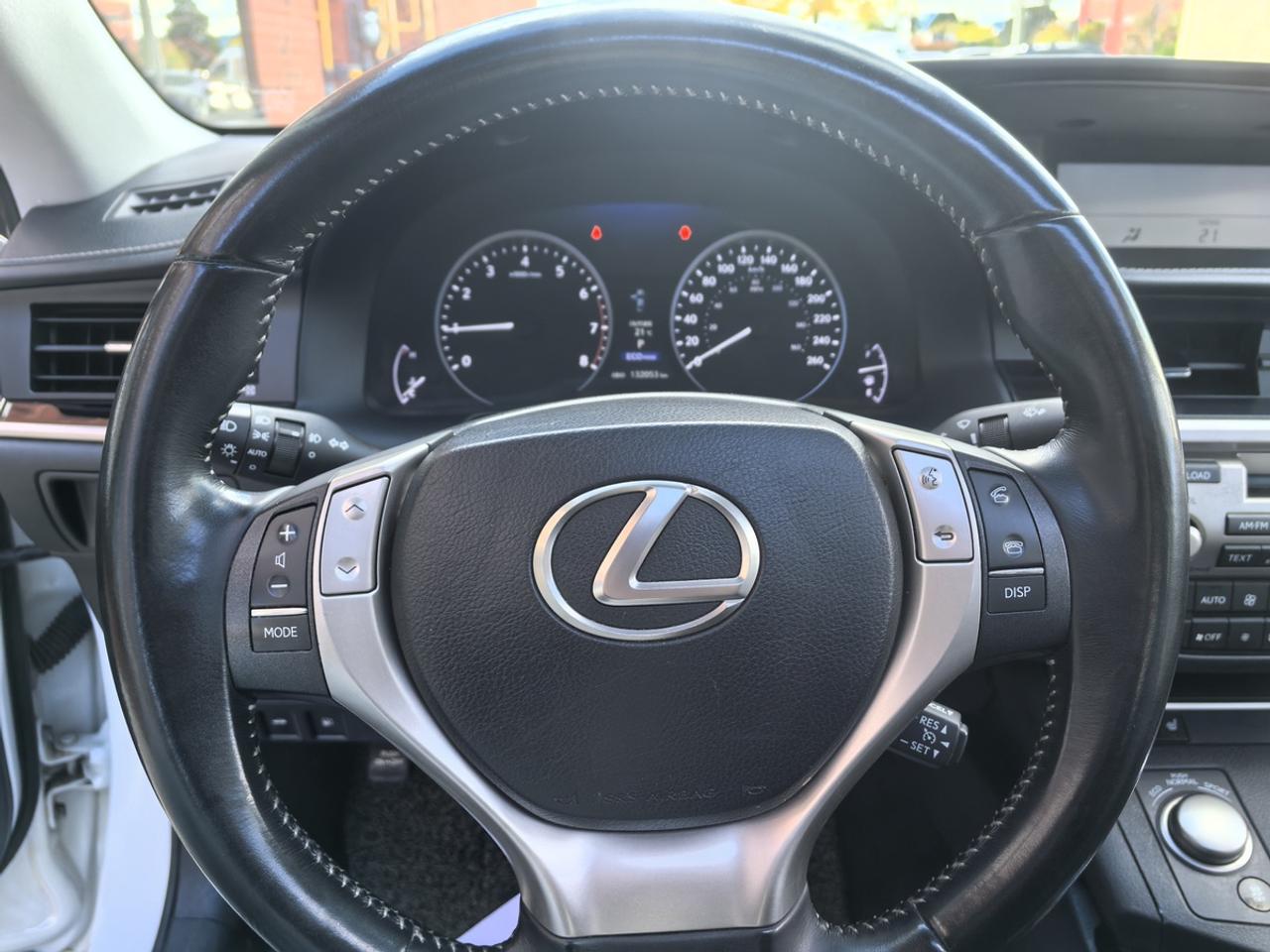 2013 Lexus ES 350 Photo