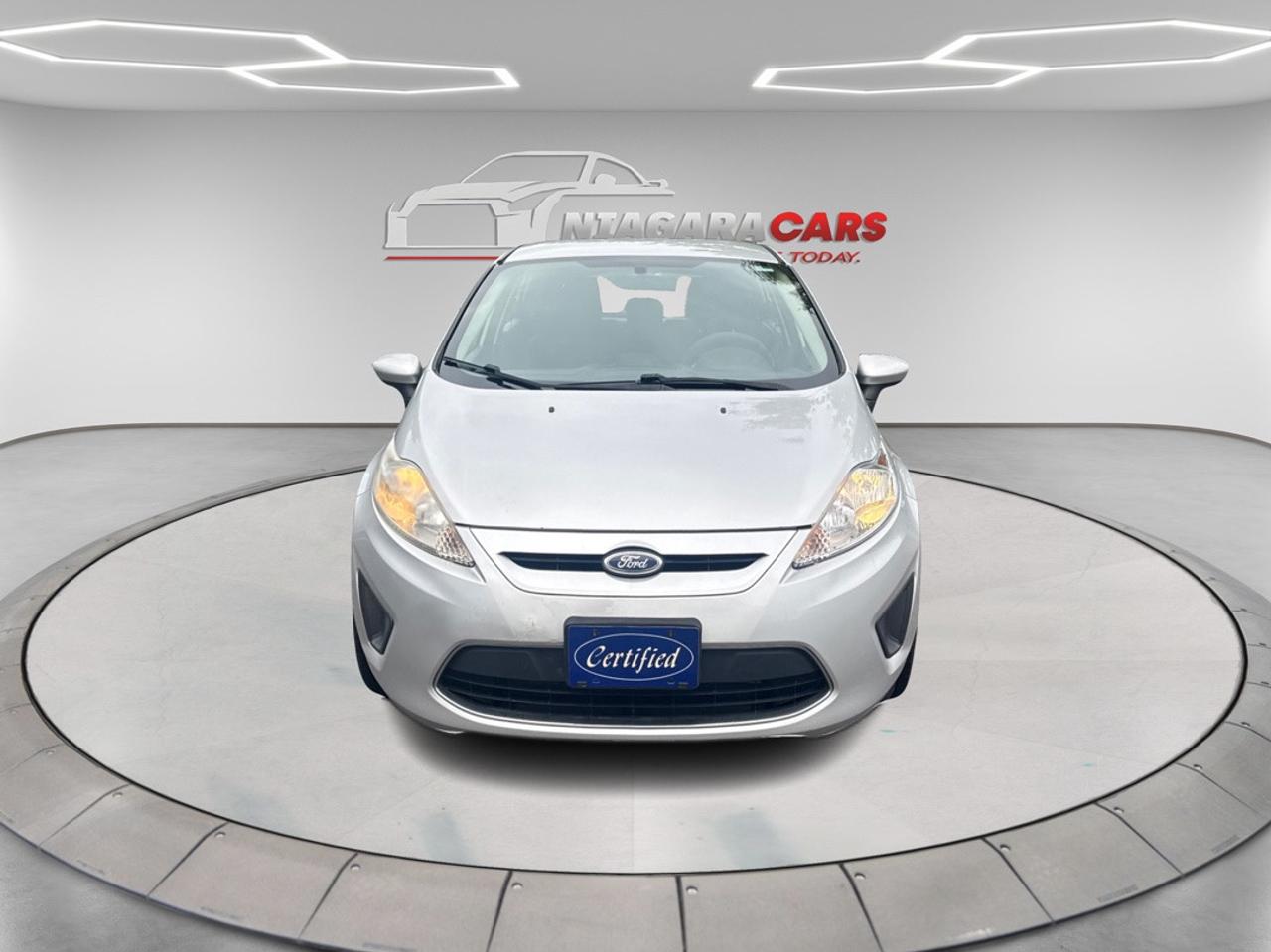 2012 Ford Fiesta SE Photo