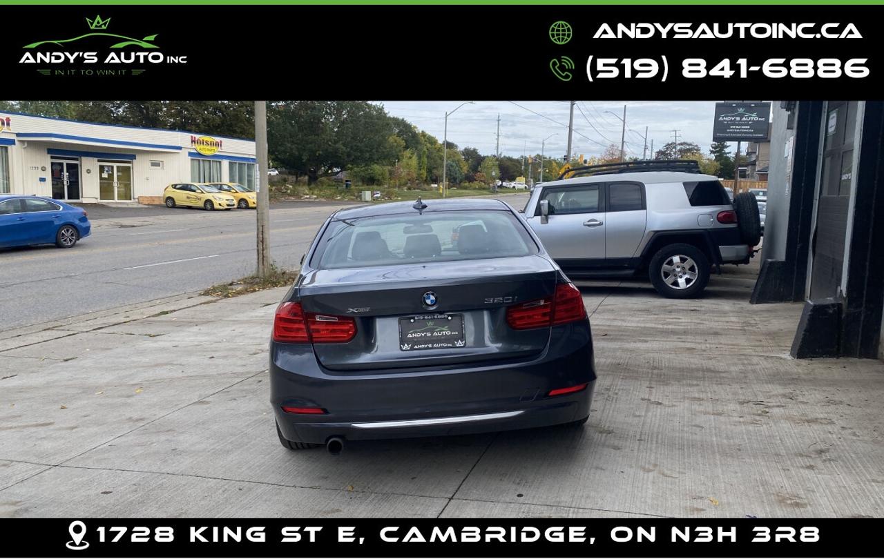 2014 BMW 3 Series ! LEATHER ! SUNROOF ! AWD 320i xDrive ! LEATHER ! SUNROOF ! AWD Photo
