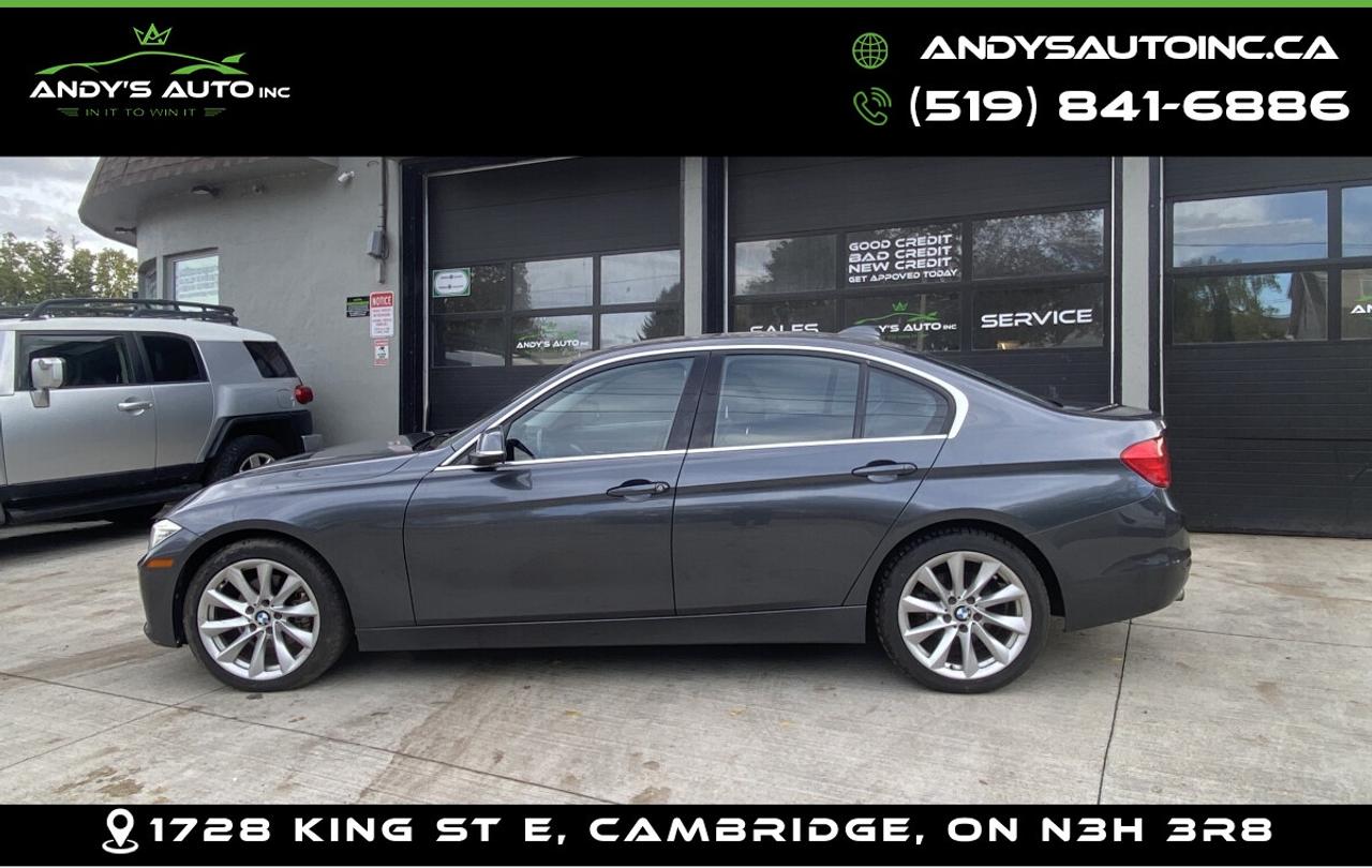 2014 BMW 3 Series ! LEATHER ! SUNROOF ! AWD 320i xDrive ! LEATHER ! SUNROOF ! AWD Photo