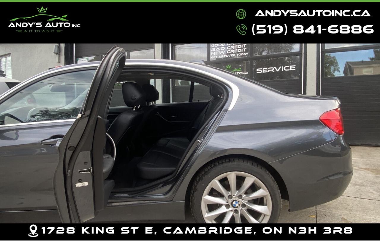 2014 BMW 3 Series ! LEATHER ! SUNROOF ! AWD 320i xDrive ! LEATHER ! SUNROOF ! AWD Photo