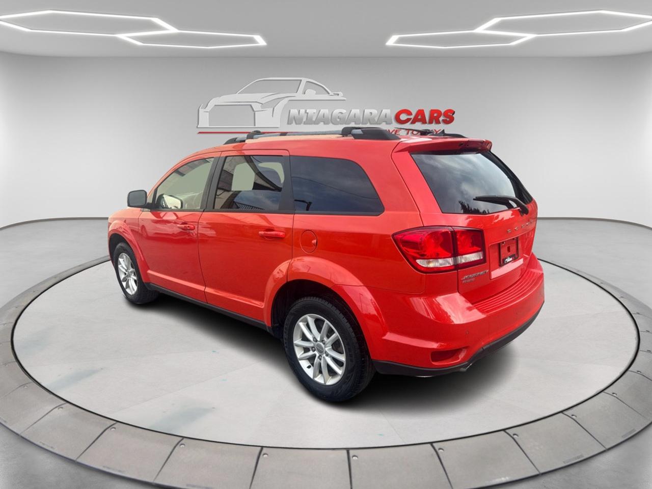 2017 Dodge Journey SXT Photo4
