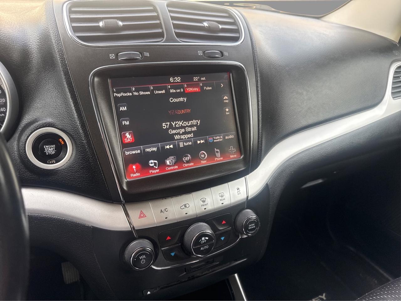 2017 Dodge Journey SXT Photo