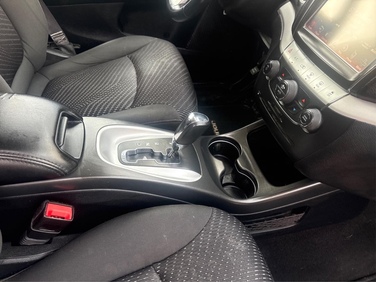 2017 Dodge Journey SXT Photo