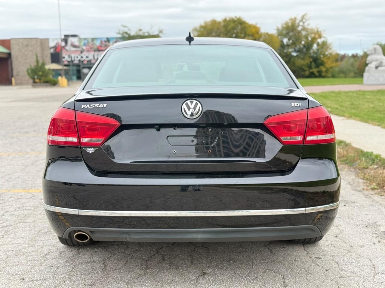 2014 Volkswagen Passat TDI Comfortline Photo