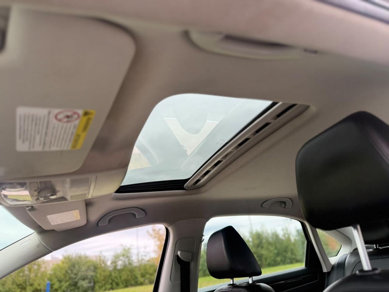 2014 Volkswagen Passat TDI Comfortline Photo