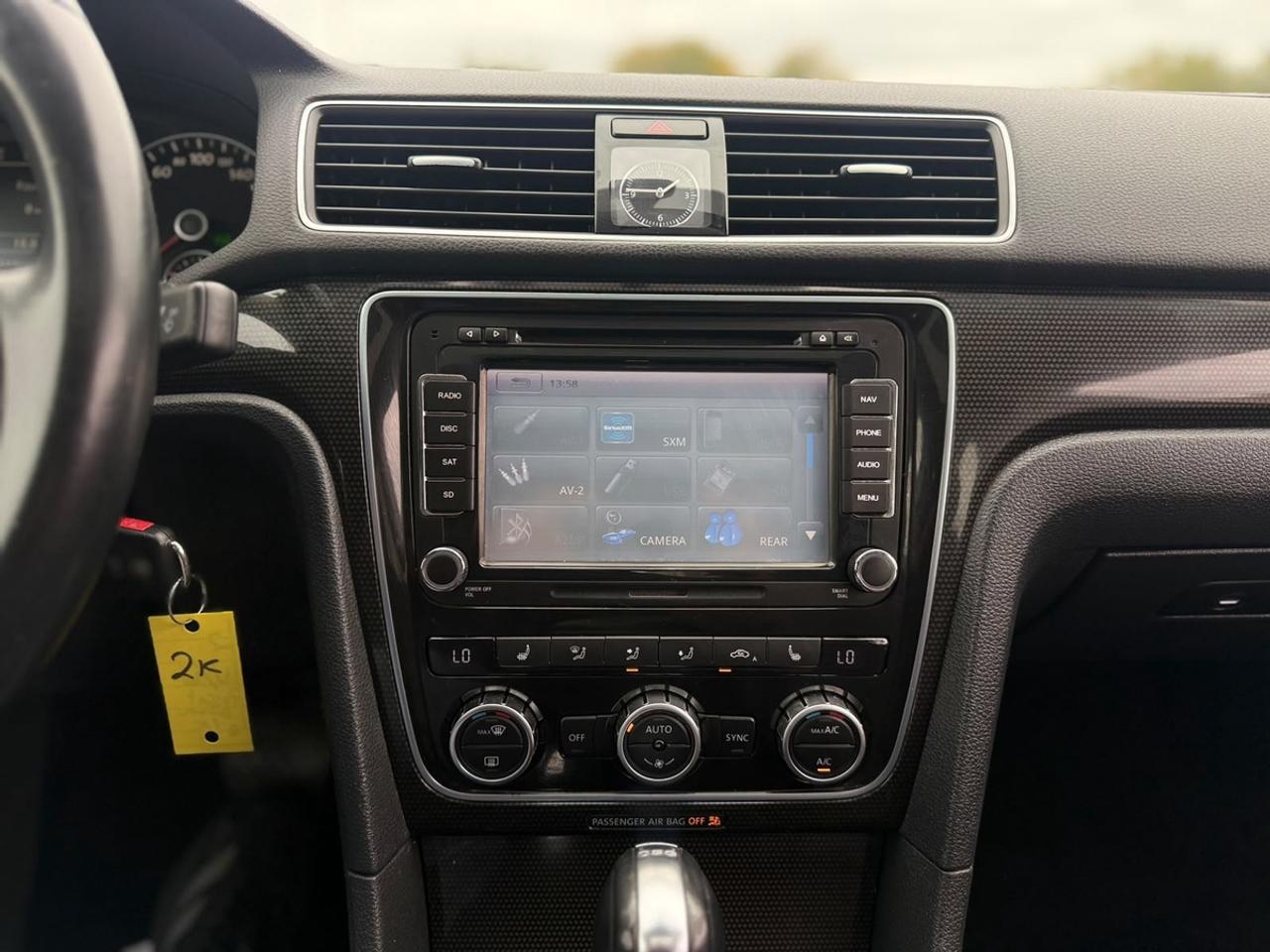 2014 Volkswagen Passat TDI Comfortline Photo