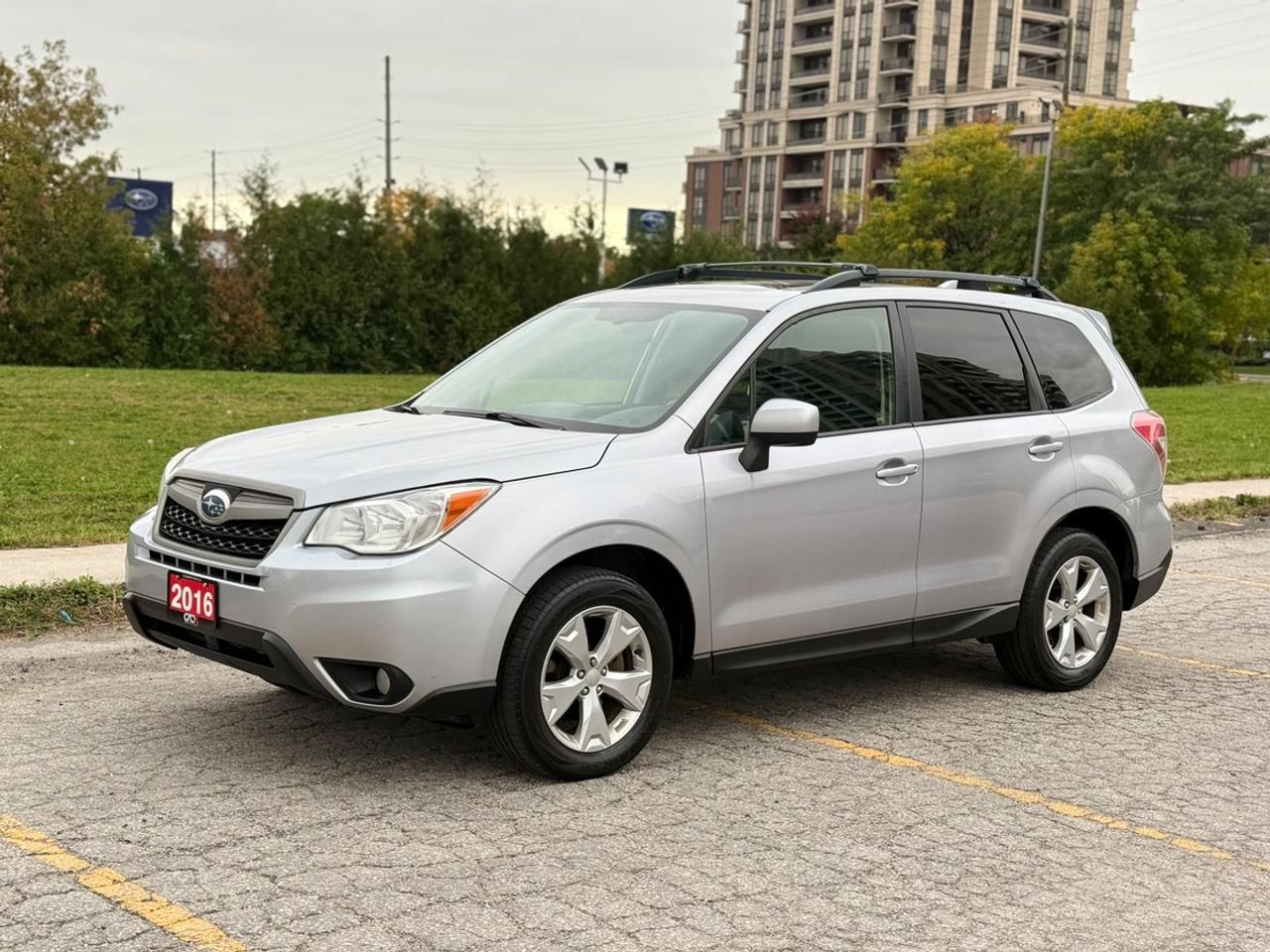 2016 Subaru Forester TOURING Photo