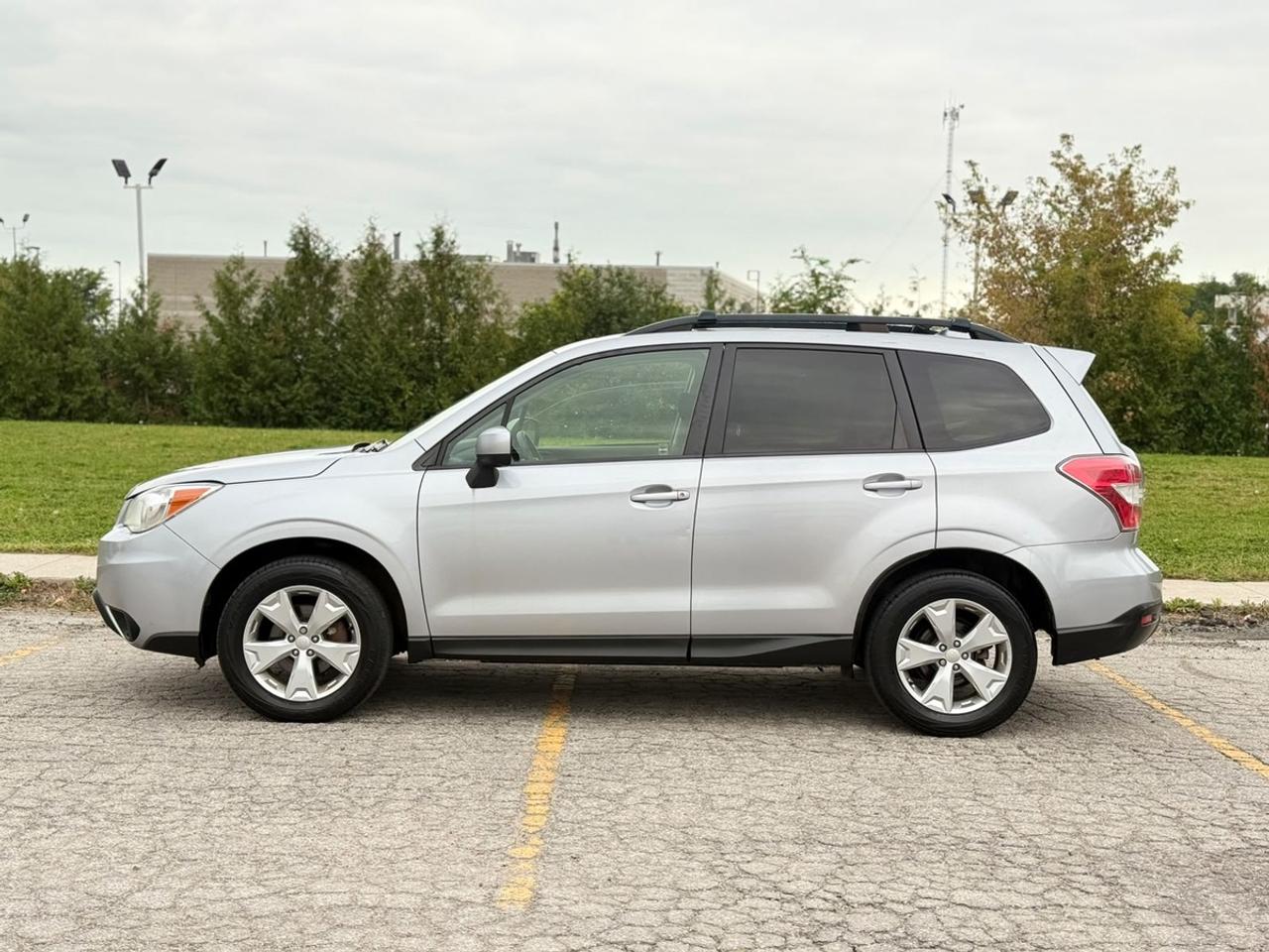 2016 Subaru Forester TOURING Photo