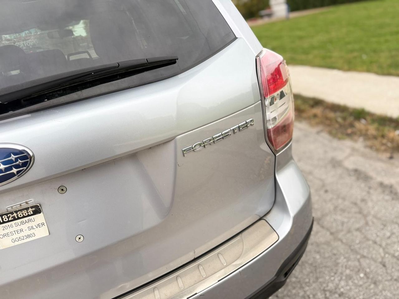 2016 Subaru Forester TOURING Photo