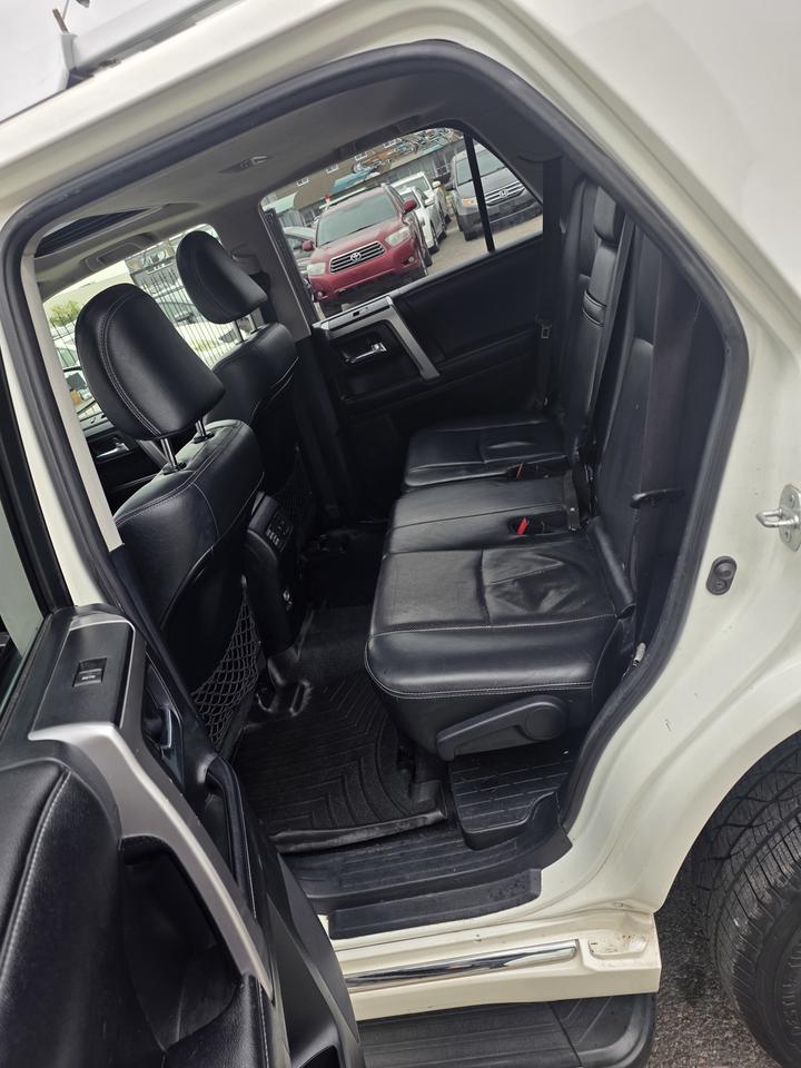 2016 Toyota 4Runner Limited Photo
