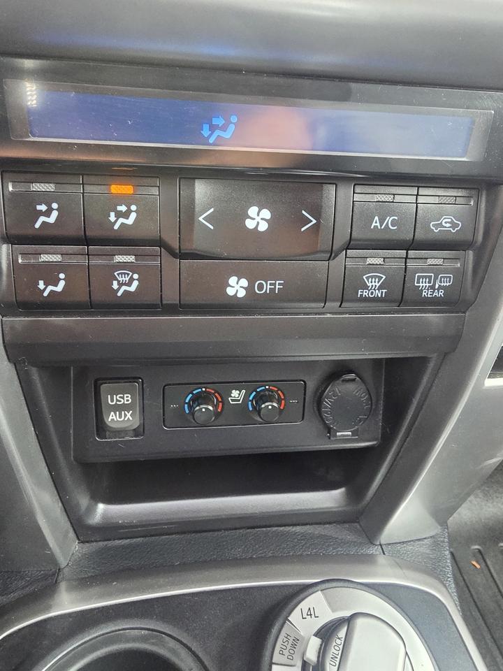 2016 Toyota 4Runner Limited Photo
